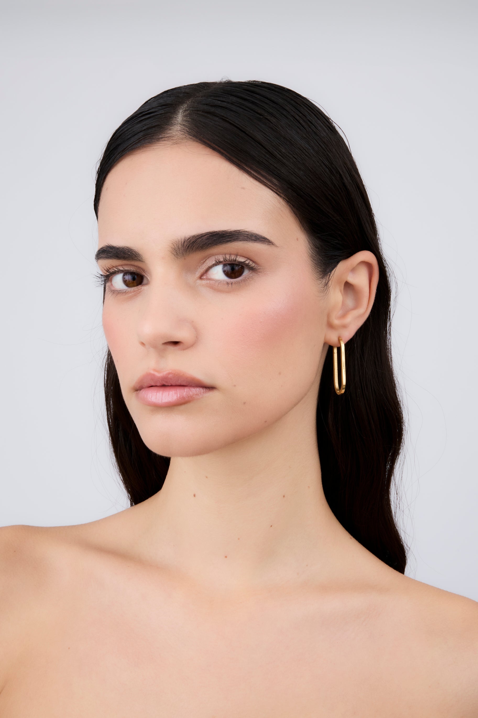 Oval Earring (Unit)