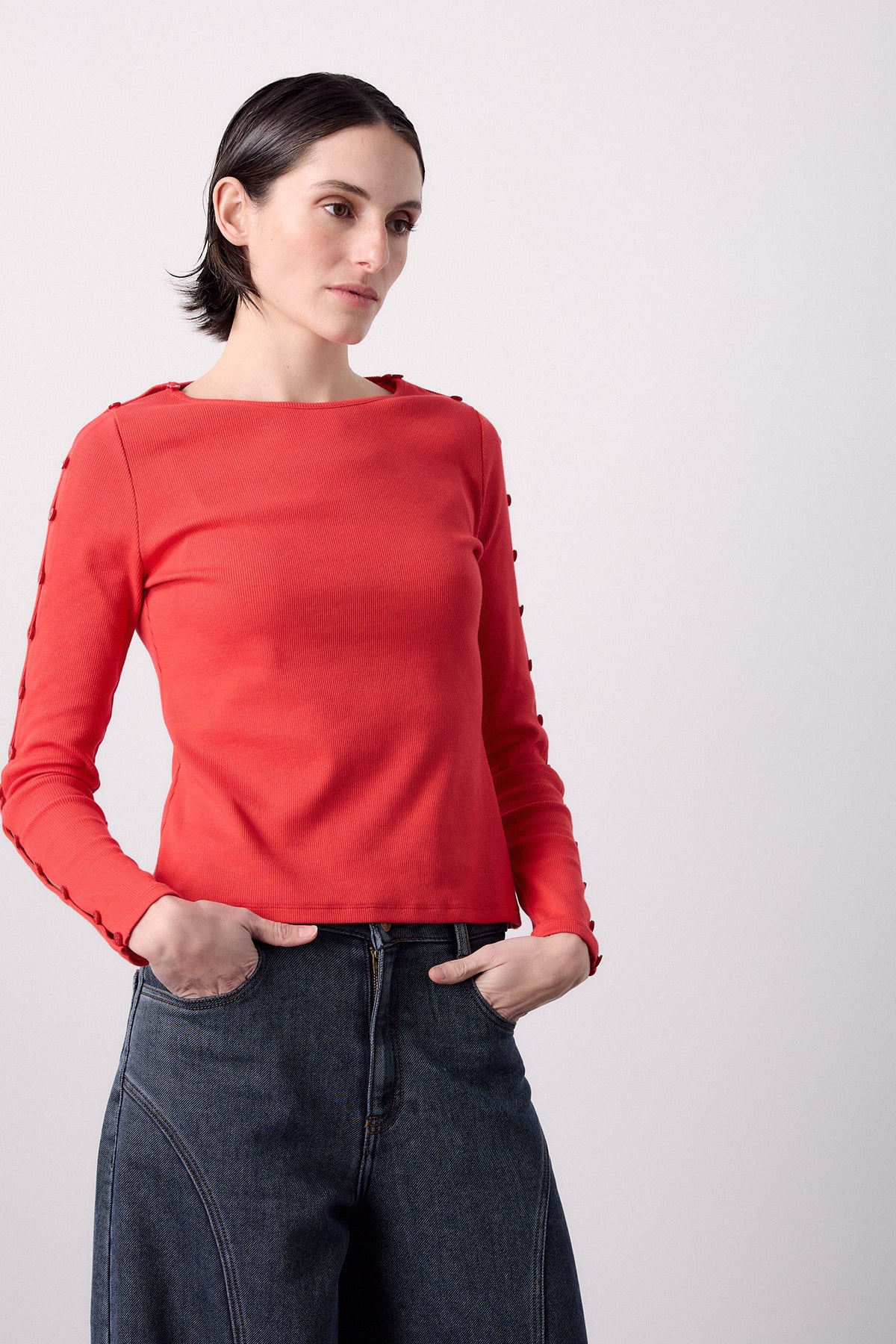 Chemise rouge à boutons