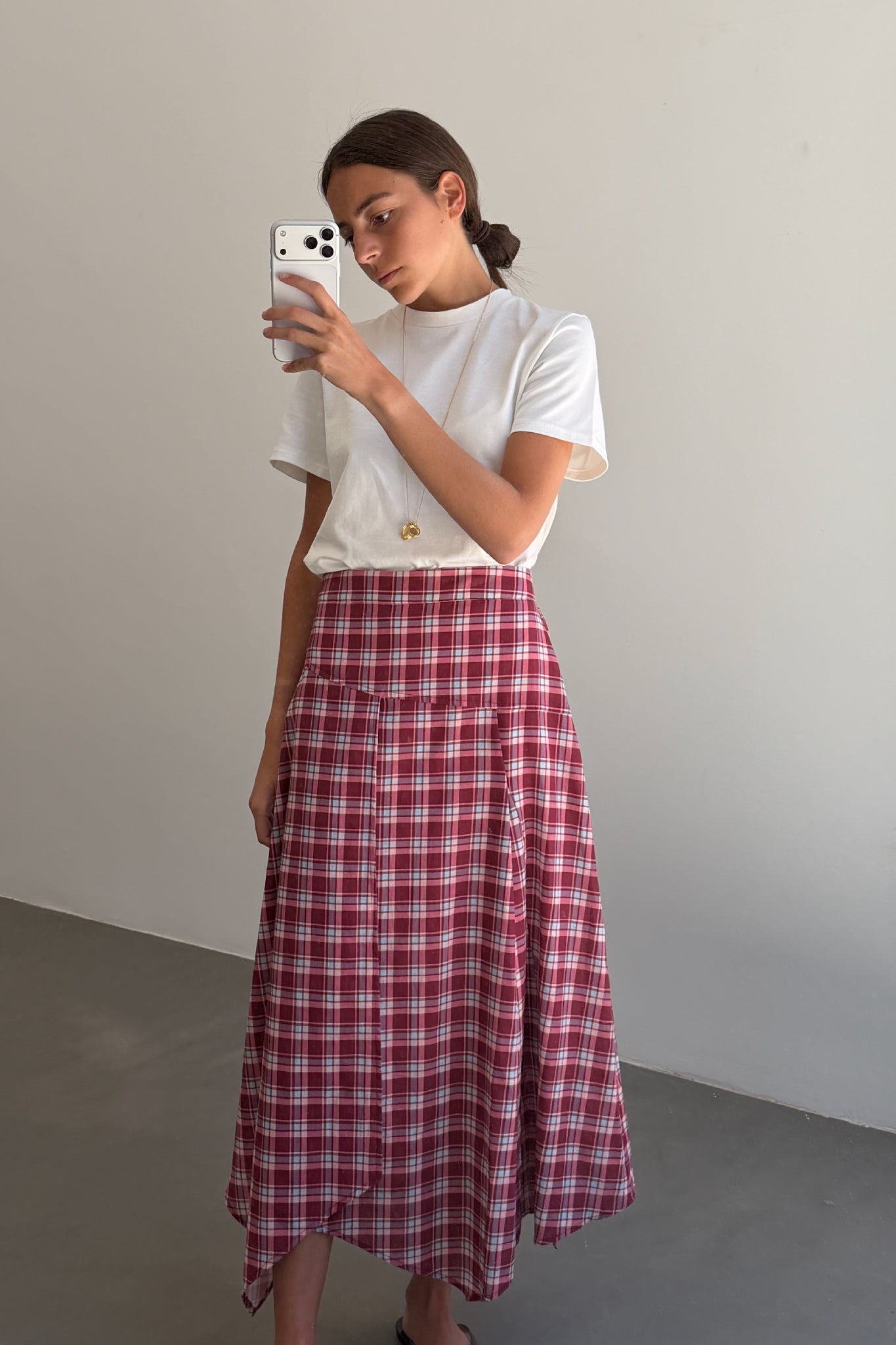 Falda Asimétrica Cuadros Granate y Rosa