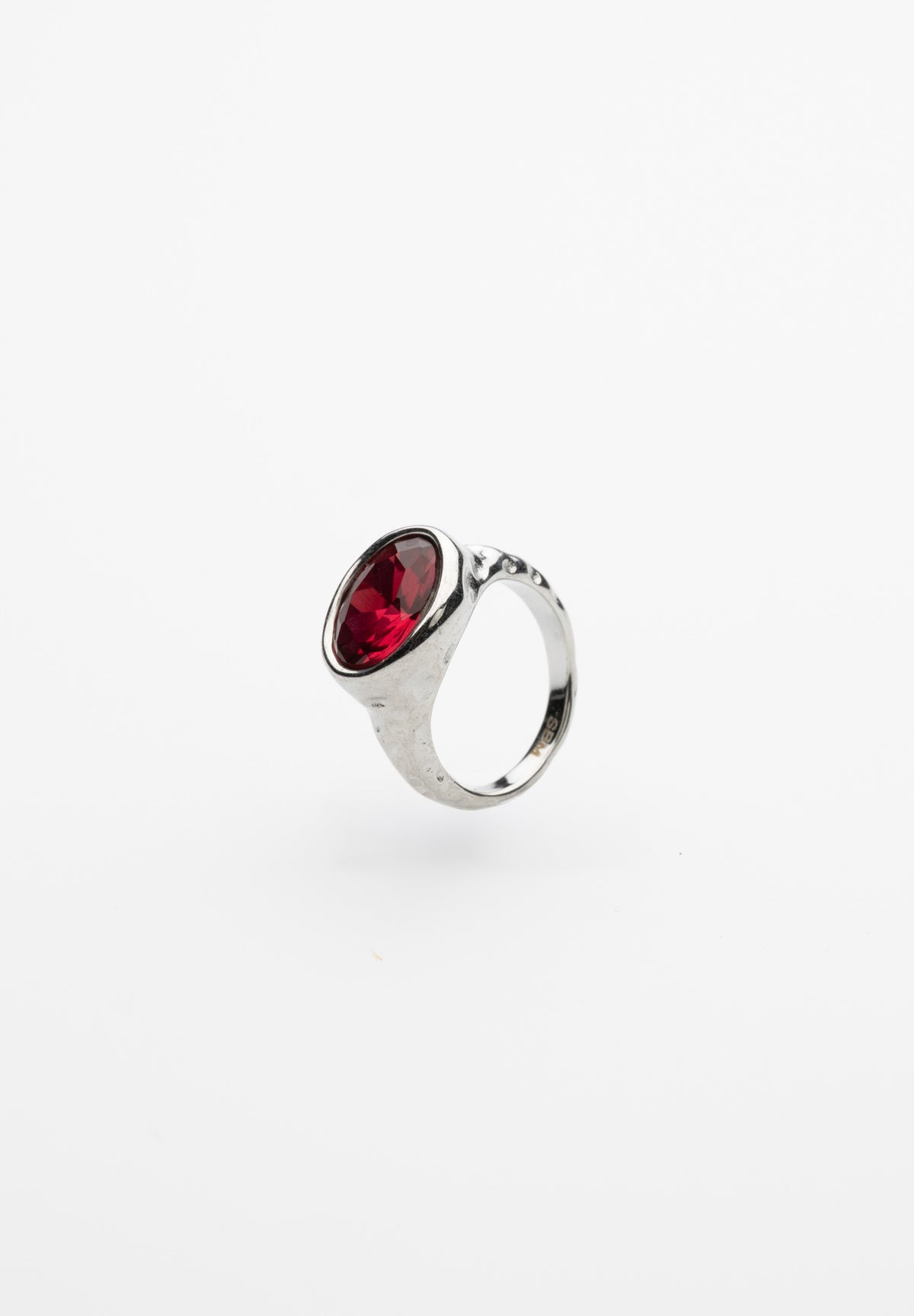Anillo Cristal Ovalado Granate
