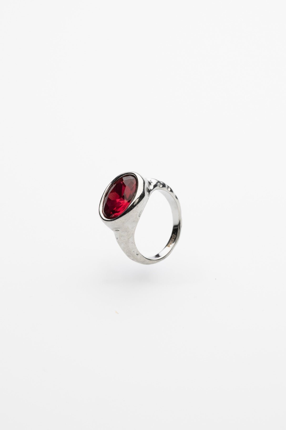 Anillo Cristal Ovalado Granate