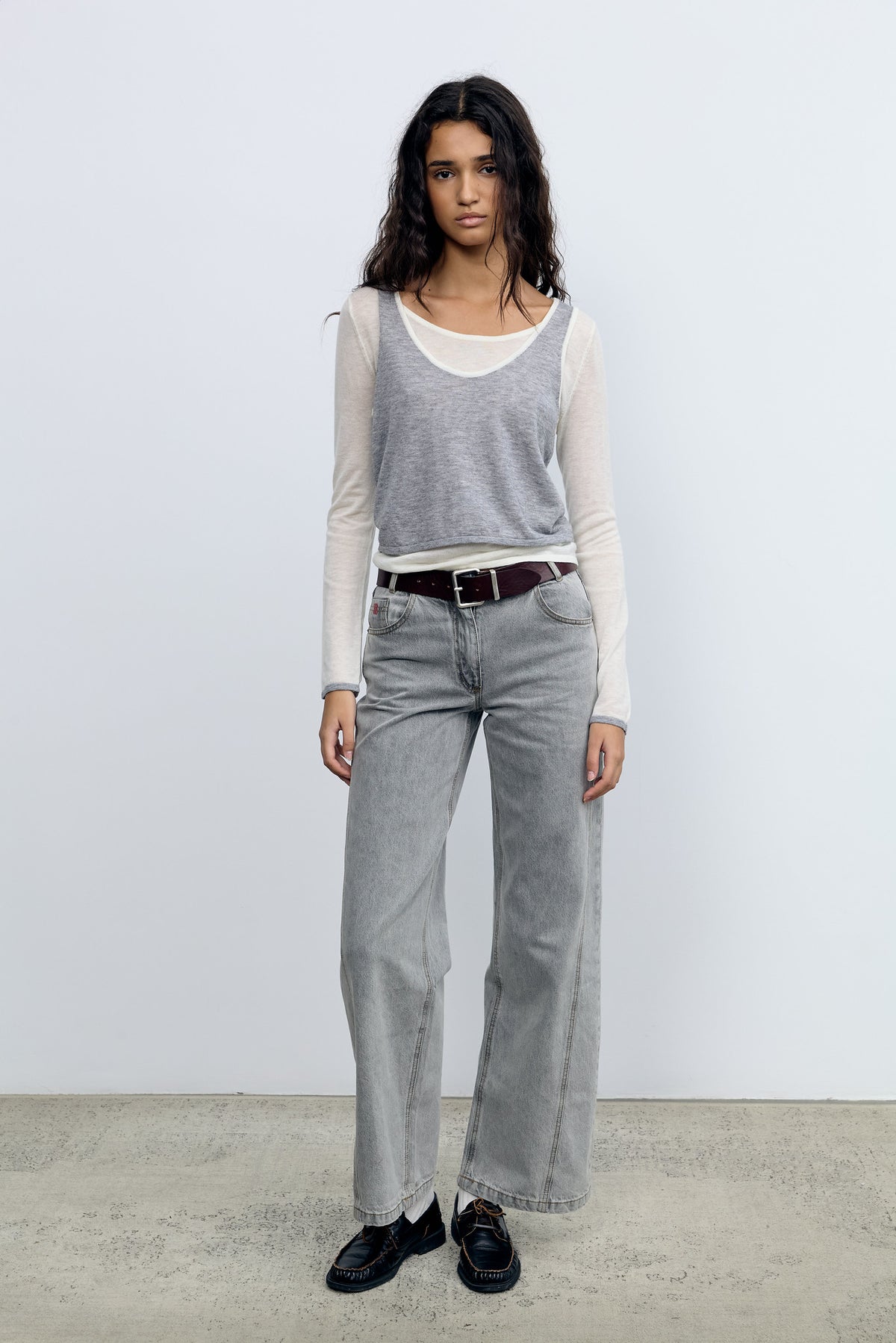 Camiseta Doble Blanca y Gris