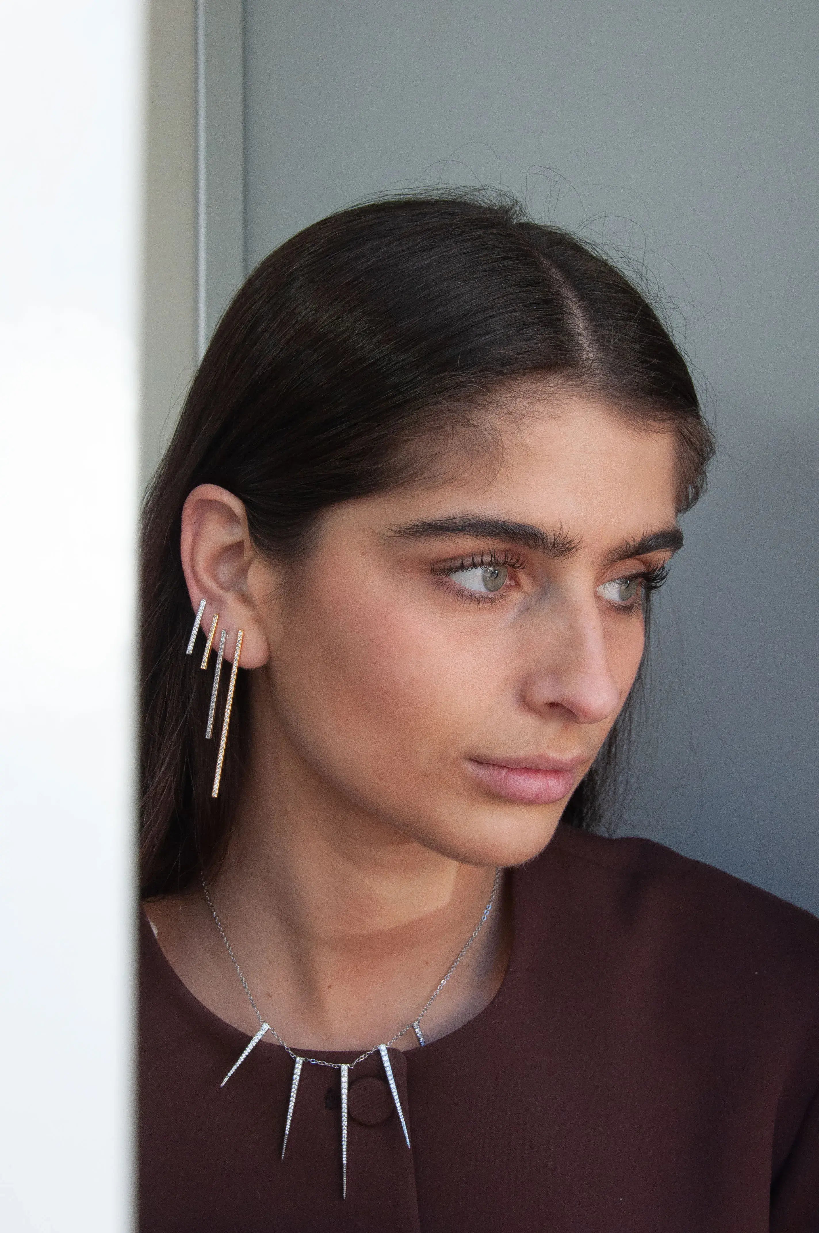 Zircon Bar Earring (Unit)