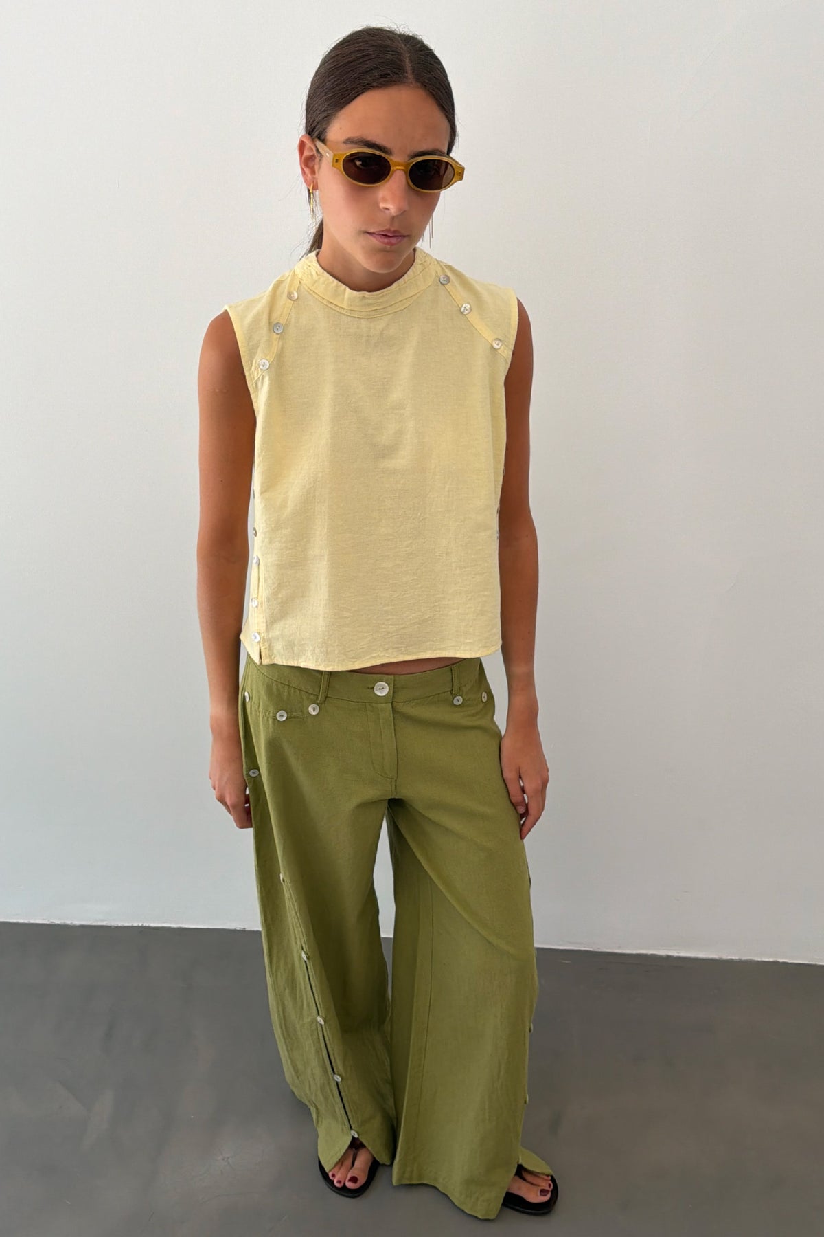 Nacar Buttons Yellow Top