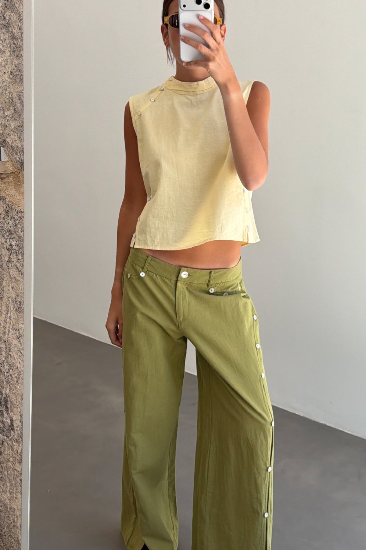Nacar Buttons Yellow Top