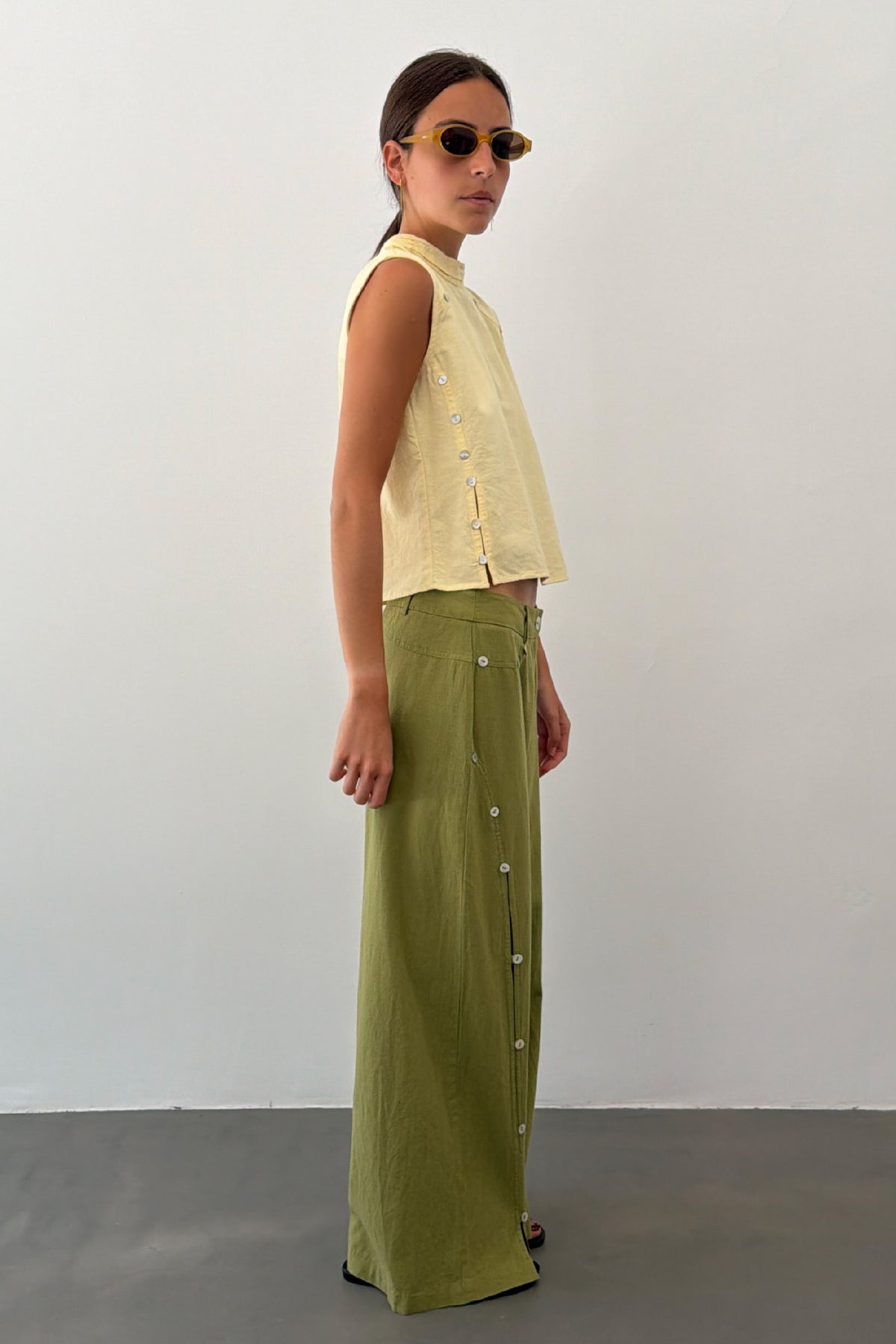 Nacar Buttons Yellow Top